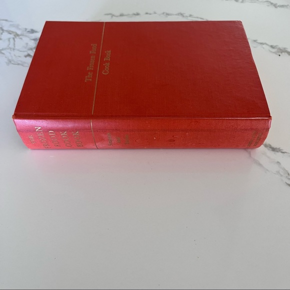 ⚠️ 1948 Frozen Food Cookbook & 1952 Magic Recipes Electric Blender •Price Final - Picture 10 of 16